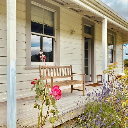 Saffron Cottage Manakau Luaran gambar