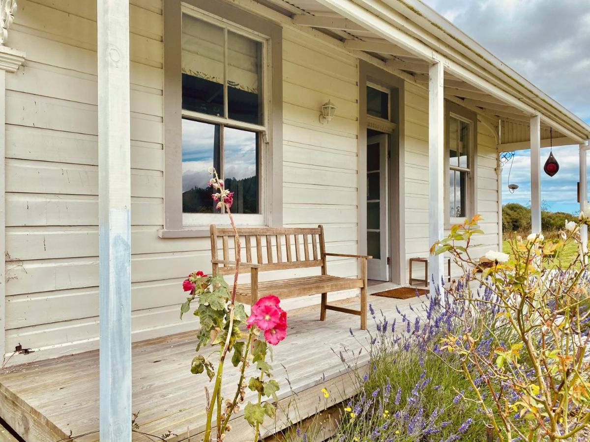 Saffron Cottage Manakau Luaran gambar